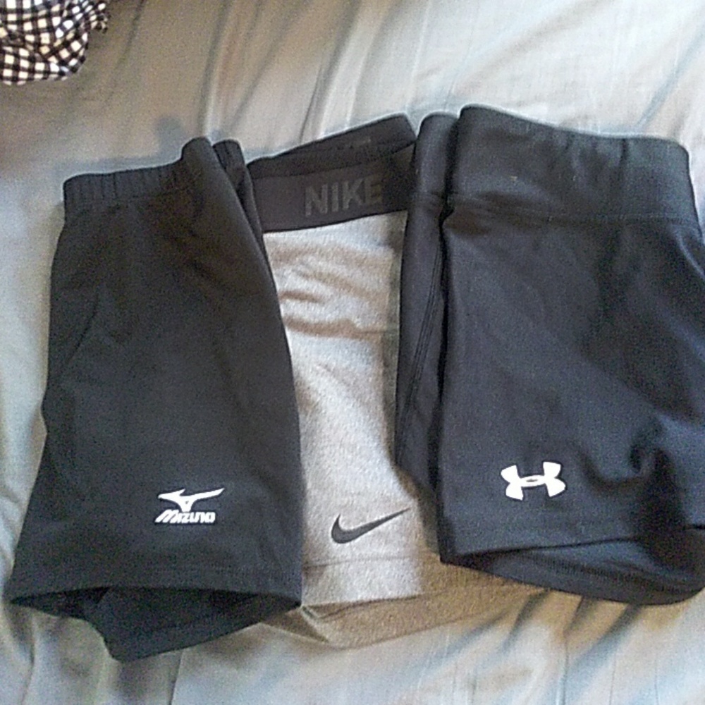 3 pairs of volleyball spandex